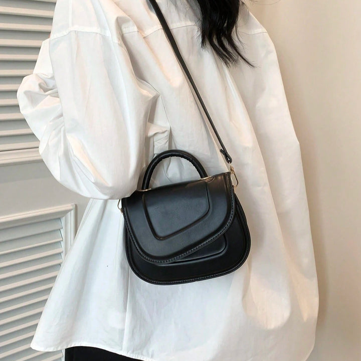 Ava™ – Stilvolle minimalistische Designer-Satteltaschen