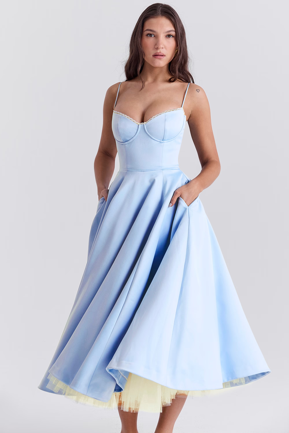 Anna™ - Robes de soirée élégantes et attrayantes