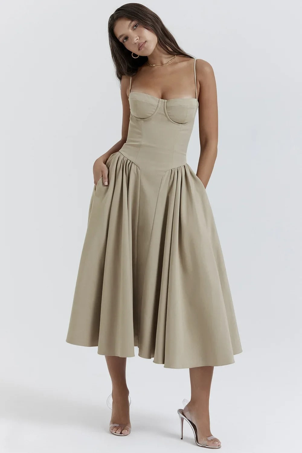 Ärmelloses Midikleid mit Korsett-Passform – Passform attrayant