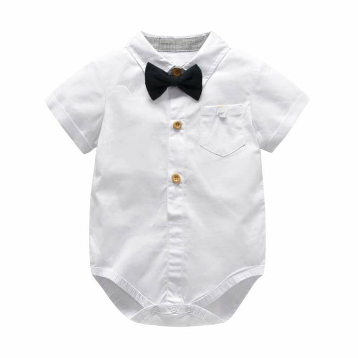 Eleganter Baby Romper Set – Weißer Kurzarm-Strampler mit grauen Shorts & Fliege | Baumwolle, Europäischer Stil - Modefluss