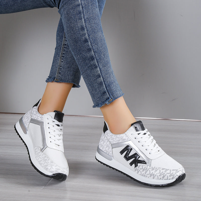 MK - Stilvolle Wildleder-Sneakers