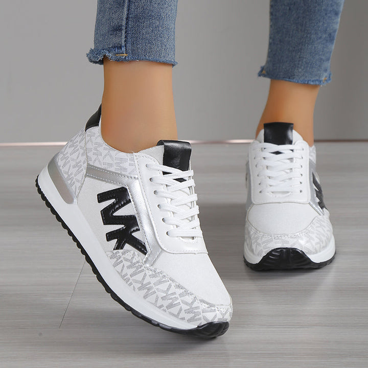 MK - Stilvolle Wildleder-Sneakers