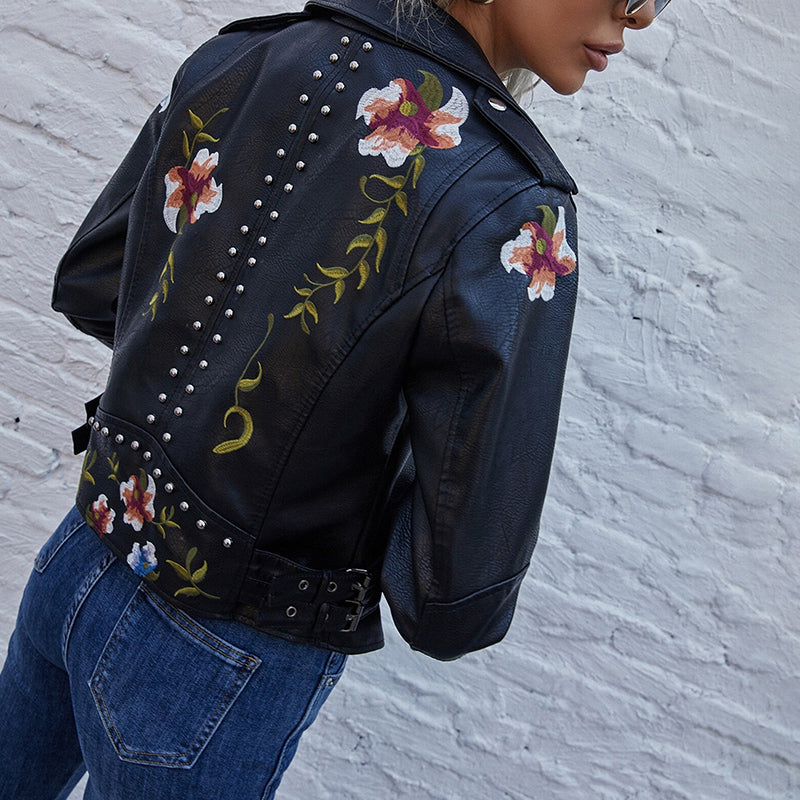 Florale Lederjacke – Mit handgefertigten Details