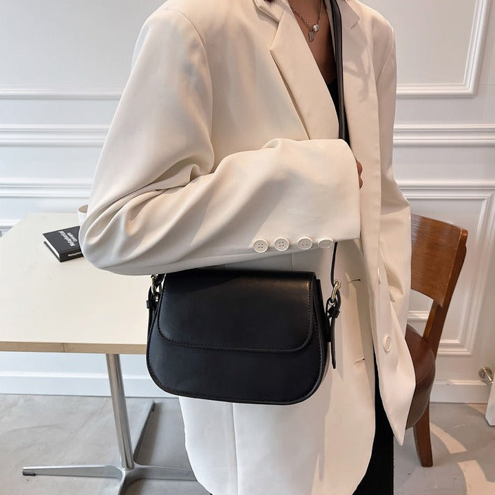 Nina™ - Handgefertigte stilvolle Umhängetasche aus Leder - Modefluss