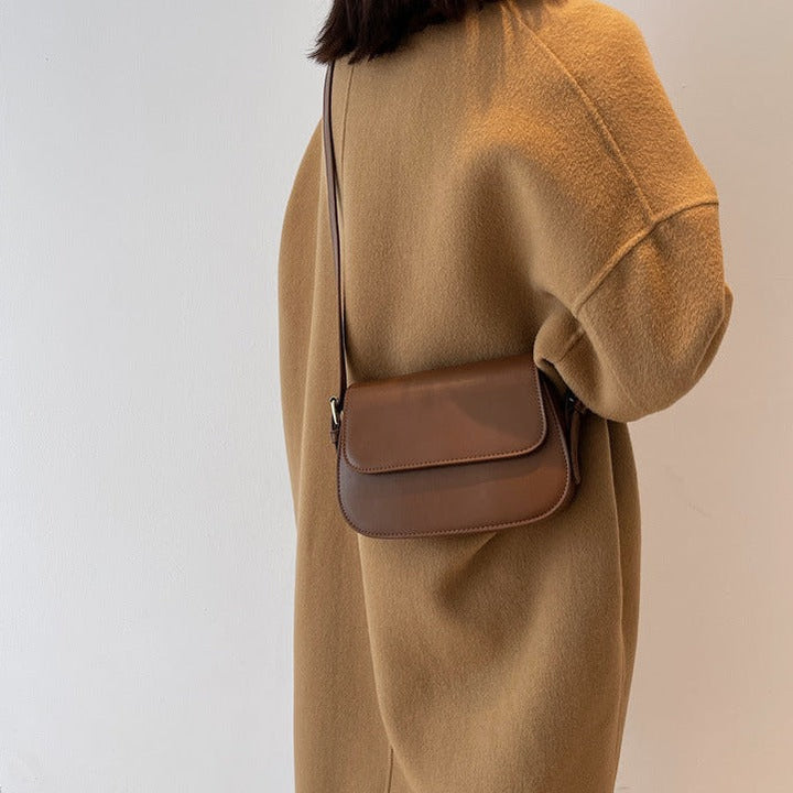 Nina™ - Handgefertigte stilvolle Umhängetasche aus Leder - Modefluss