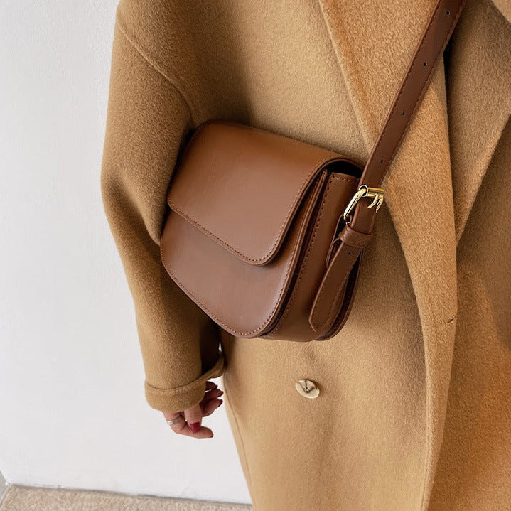 Nina™ - Handgefertigte stilvolle Umhängetasche aus Leder - Modefluss