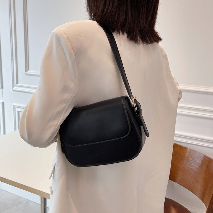 Nina™ - Handgefertigte stilvolle Umhängetasche aus Leder - Modefluss