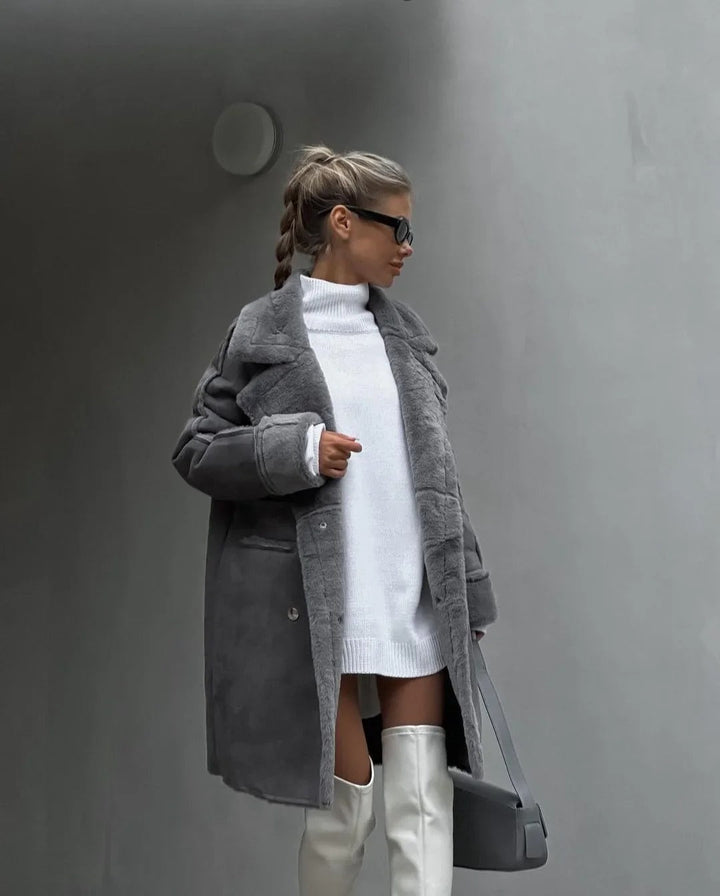 Hanna™ - Lockere Teddyjacke aus Lammwolle mit lässigem Kragen