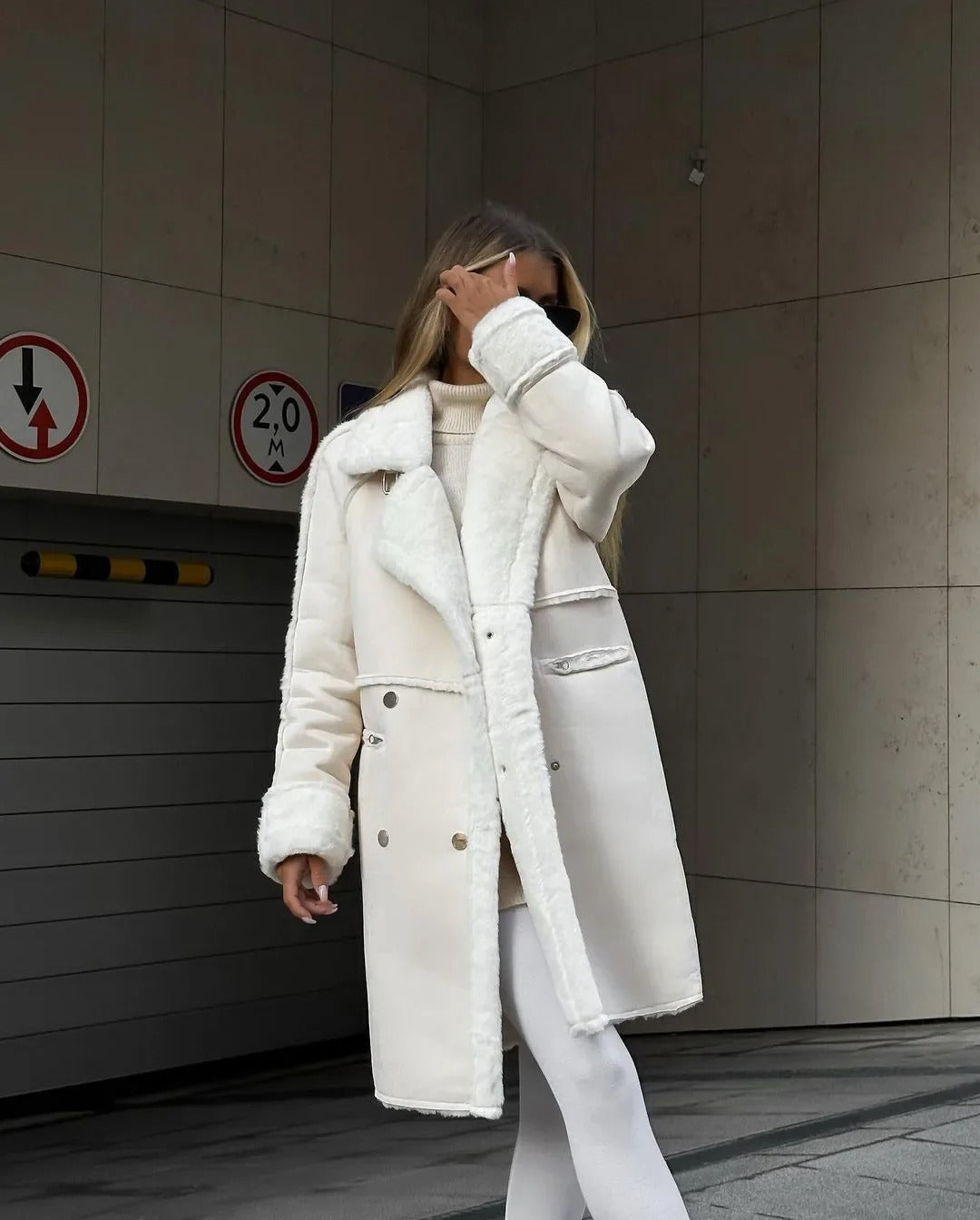 Hanna™ - Lockere Teddyjacke aus Lammwolle mit lässigem Kragen