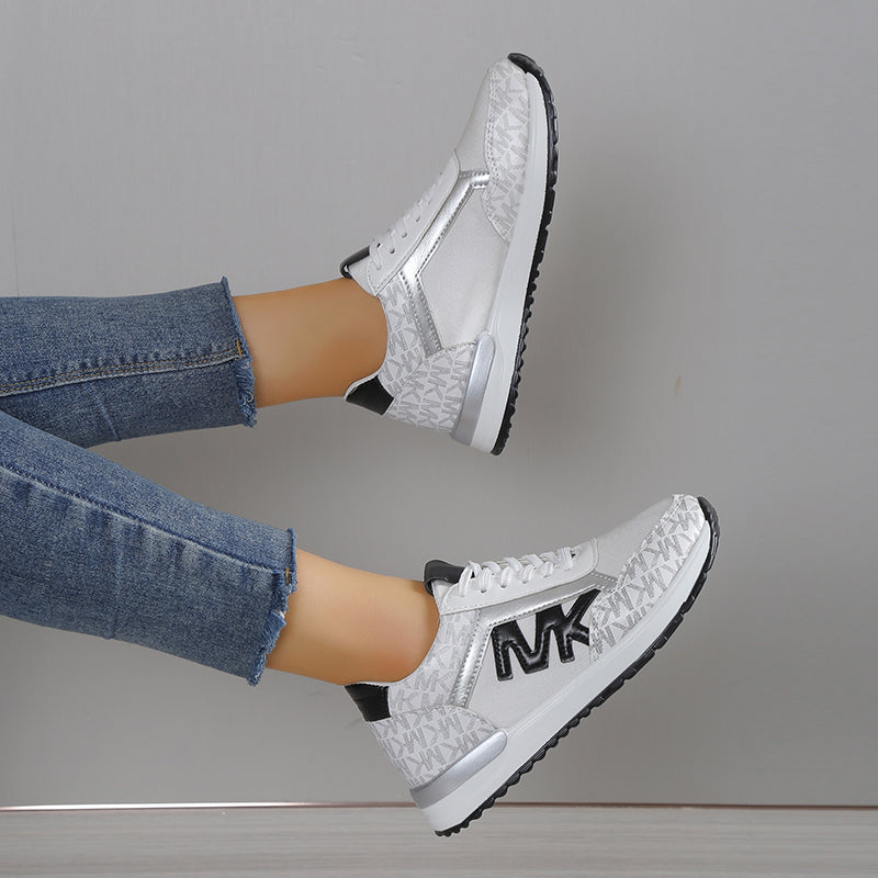 MK - Stilvolle Wildleder-Sneakers