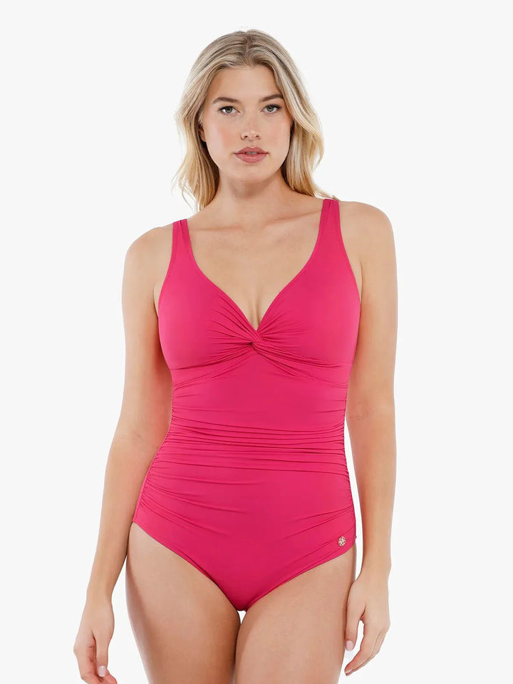 Maillot de bain sculptant à fronces et torsadé sur le devant