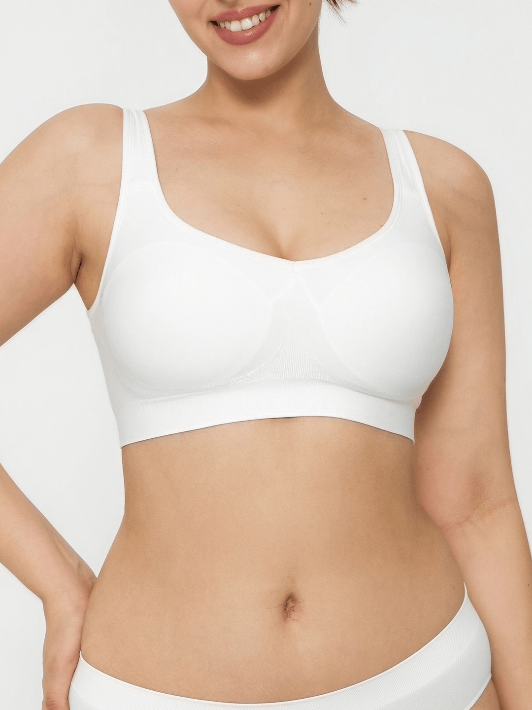 Seamless Adjustable Wide-Strap Underwire-Free Smoothing Bra - Modefluss