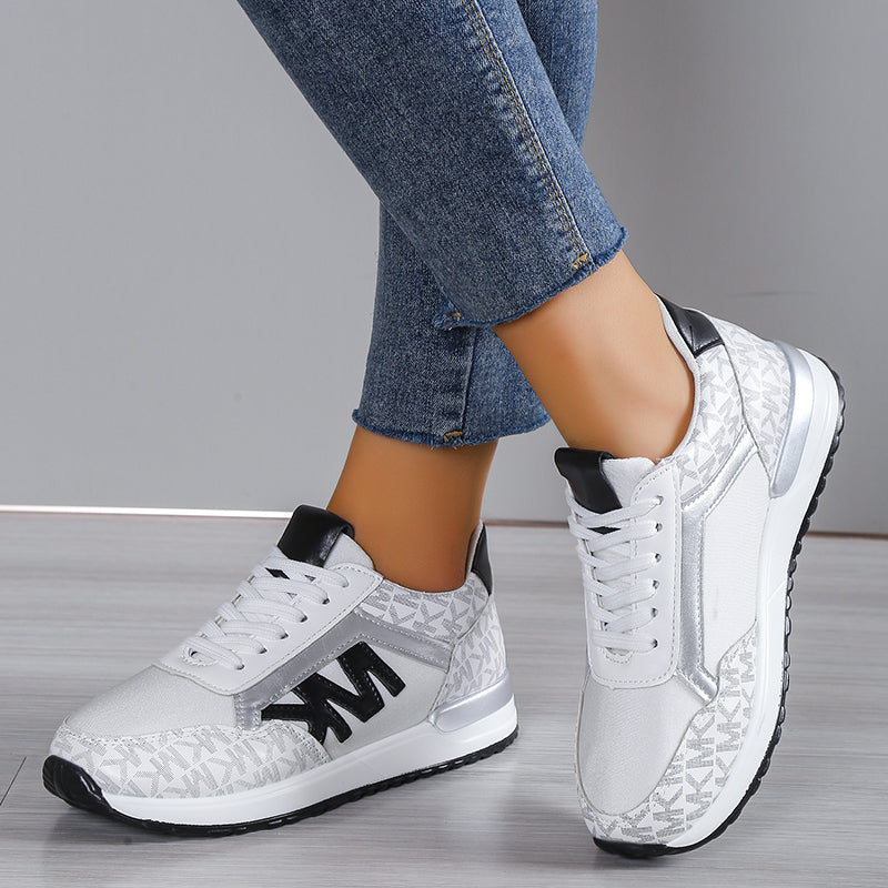 MK - Stilvolle Wildleder-Sneakers